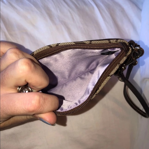Coach wristlet - Picture 6 of 6